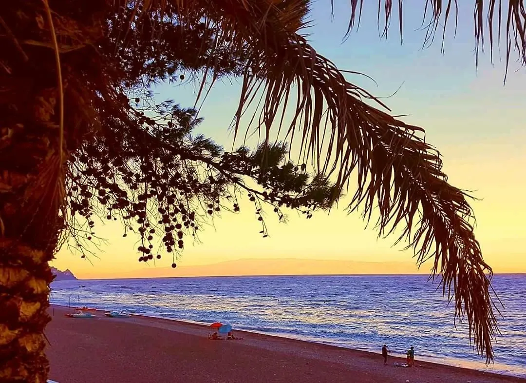Taormina Mare Apartments,Suites & Beachclub