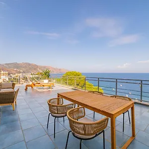 Altamira Apartment