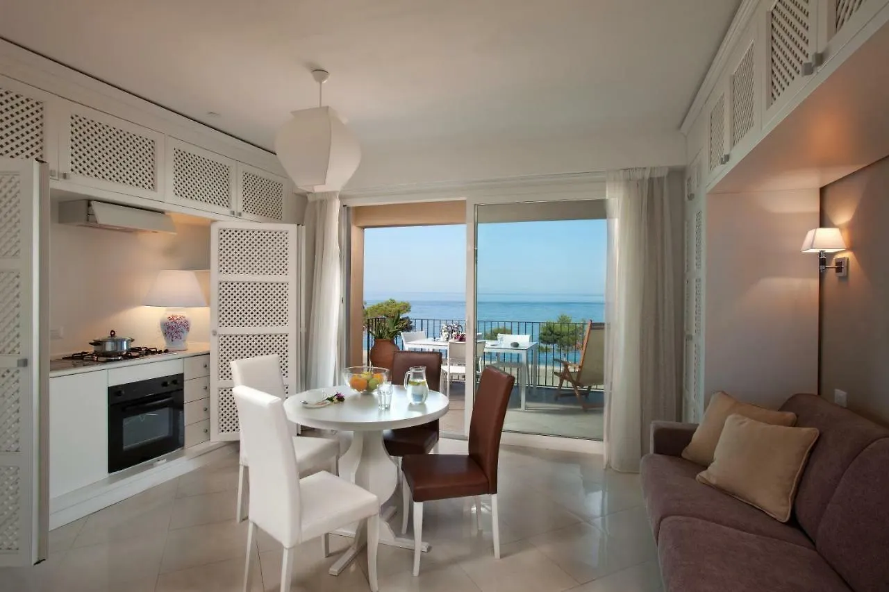 Taormina Mare Apartments,Suites & Beachclub 0*,  Itálie